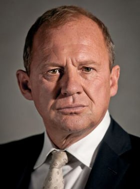 Next photo of Peter Firth