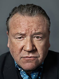 Ray Winstone dad