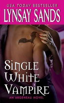 Single White Vampire (Argeneau, Book 3)